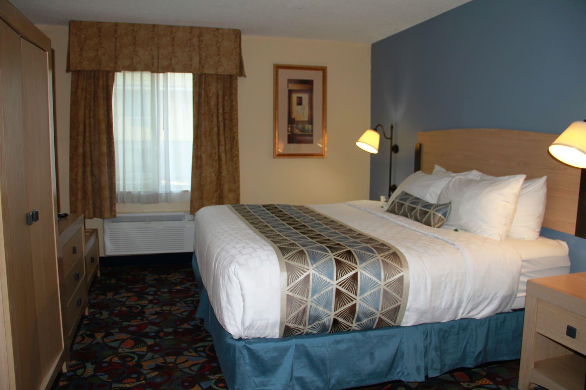 Baymont By Wyndham Stevens Point Hotel Bagian luar foto